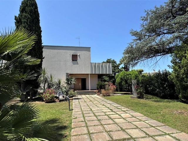 Villa Indipendente in vendita a Bari