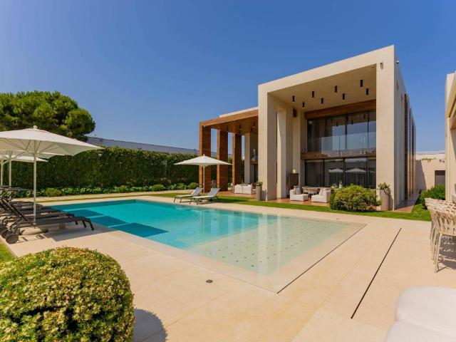 Villa Indipendente in vendita a Municipio 1, Puglia