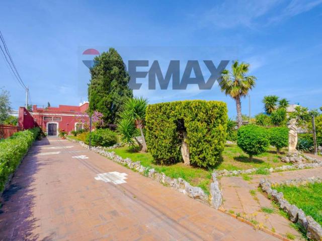 Villa Indipendente in vendita a Municipio 5, Puglia