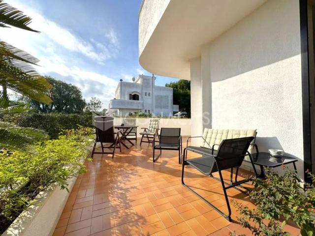 Villa Indipendente in vendita a Municipio 5, Puglia