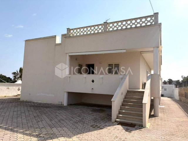Villa Indipendente in vendita a Municipio 5, Puglia