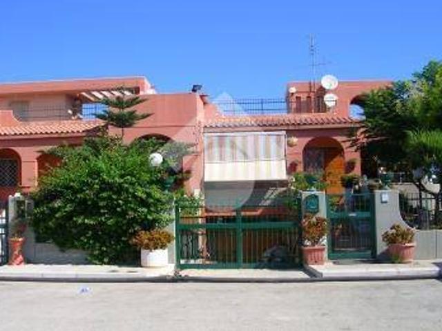Villa Indipendente in vendita a Municipio 1, Puglia