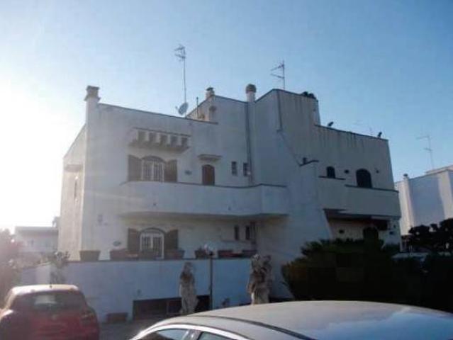 Villa Indipendente in vendita a Municipio 5, Puglia