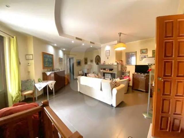 Villa Indipendente in vendita a Municipio 5, Puglia