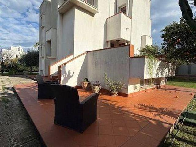 Villa Indipendente in vendita a Municipio 1, Puglia