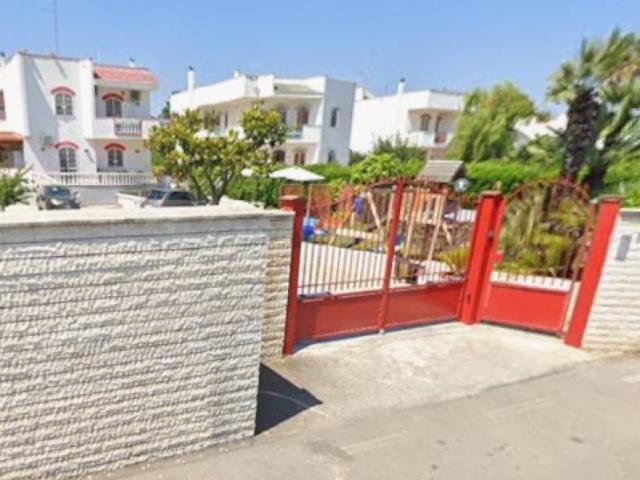 Villa Indipendente in vendita a Municipio 5, Puglia