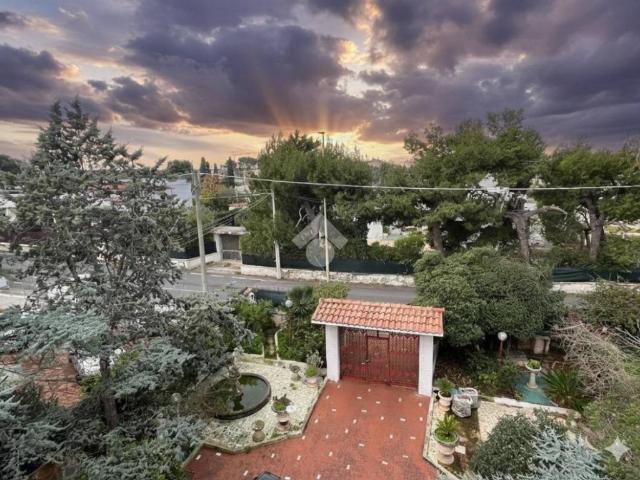 Villa Indipendente in vendita a Municipio 1, Puglia