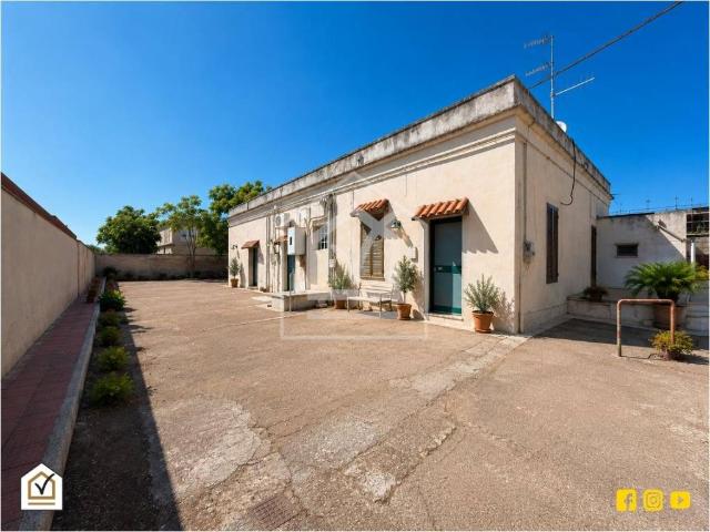 Villa Indipendente in vendita a Municipio 2, Puglia