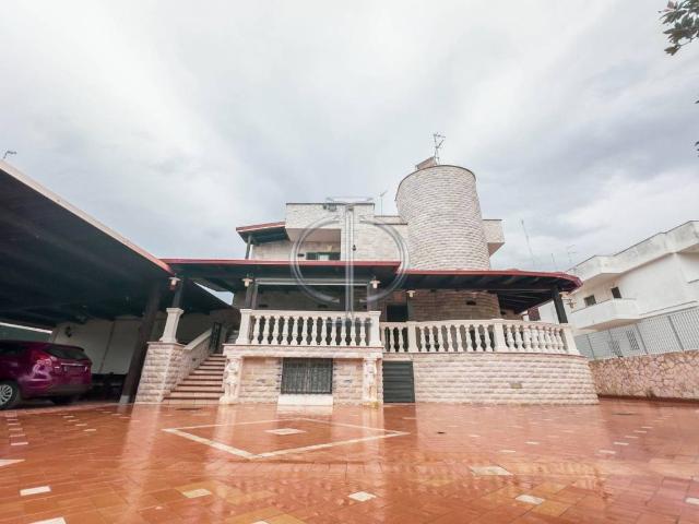 Villa Indipendente in vendita a Puglia, Bari