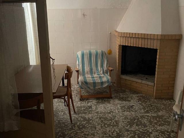Villa Indipendente in vendita a Municipio 4, Puglia