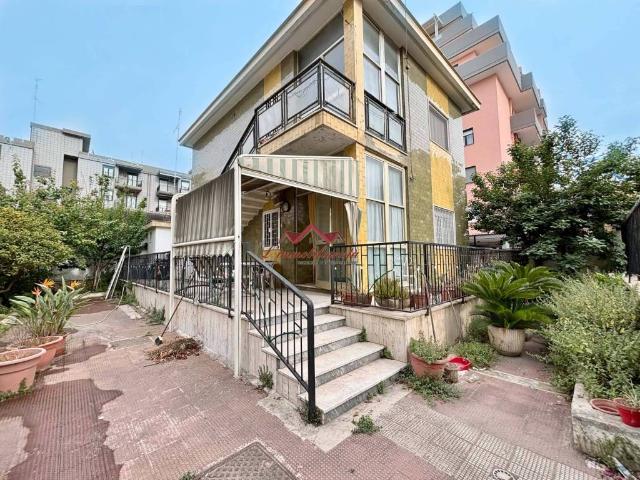 Villa Indipendente in vendita a Bari