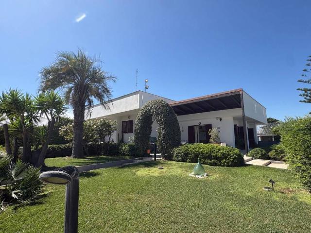 Villa Indipendente in vendita a San Giorgio, Bari