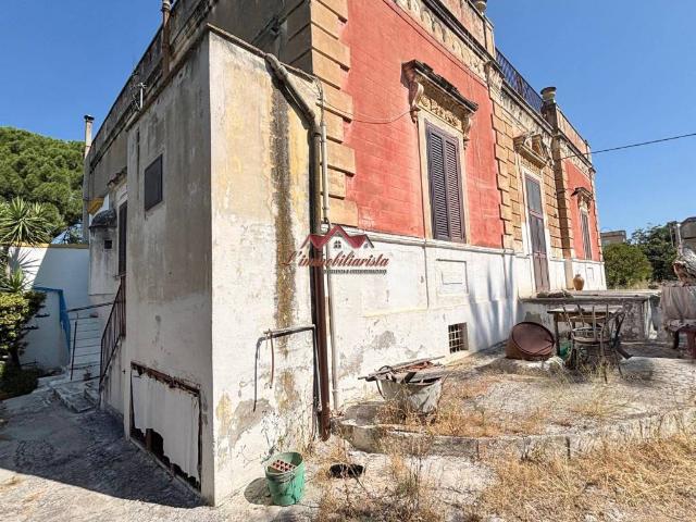 Villa Indipendente in vendita a Carbonara di Bari, Puglia
