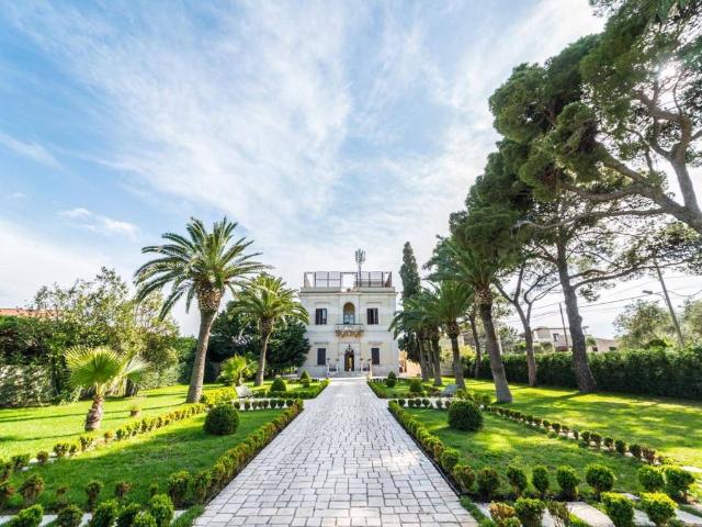 Villa Indipendente in vendita a Municipio 5, Puglia