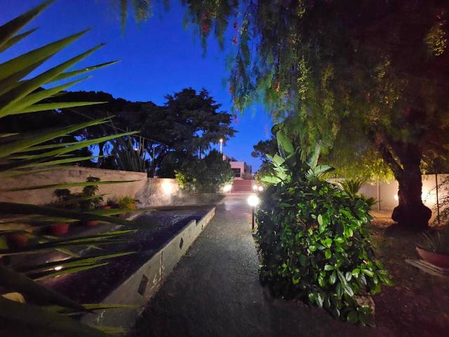 Villa Indipendente in vendita a Municipio 4, Puglia