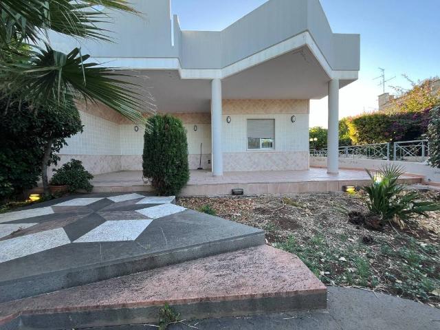 Villa Indipendente in vendita a Municipio 5, Puglia