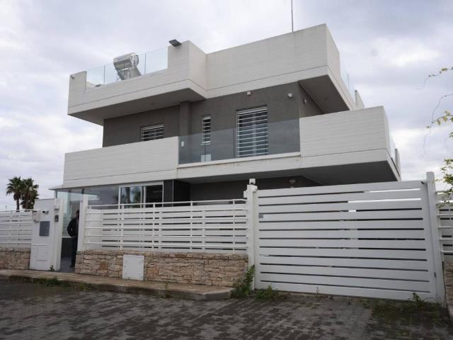 Villa Indipendente in vendita a Carbonara di Bari, Puglia