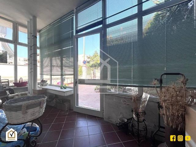 Villa Indipendente in vendita a Municipio 4, Puglia