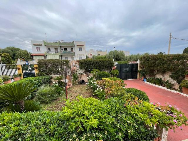 Villa Indipendente in vendita a Municipio 1, Puglia