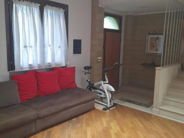 Villa Indipendente in vendita a Puglia, Bari