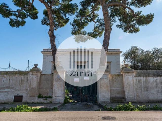 Villa Indipendente in vendita a Municipio 5, Puglia