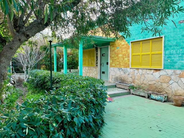 Villa Indipendente in vendita a Municipio 5, Puglia