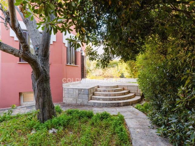 Villa Indipendente in vendita a Municipio 5, Puglia