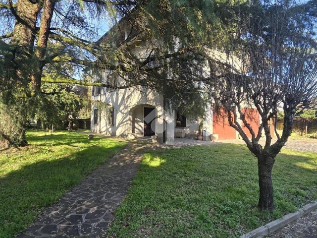 Villa Indipendente in vendita a Bariano, Lombardia