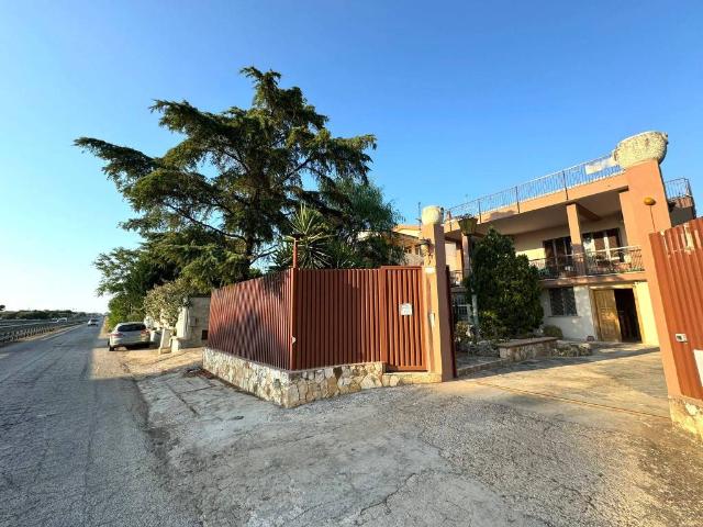 Villa Indipendente in vendita a Puglia, Barletta-andria-trani