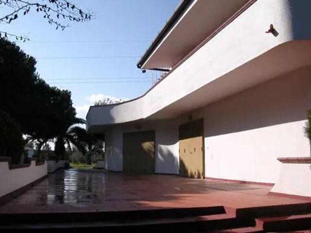 Villa Indipendente in vendita a Barletta, Barletta-Andria-Trani