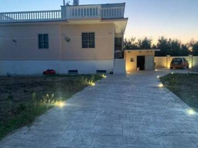 Villa Indipendente in vendita a Puglia, Barletta-andria-trani