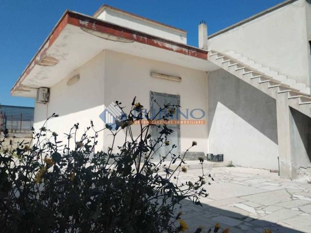 Villa Indipendente in vendita a Puglia, Barletta-andria-trani