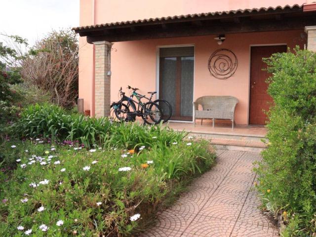 Villa Indipendente in vendita a Barrali, Sardigna/Sardegna