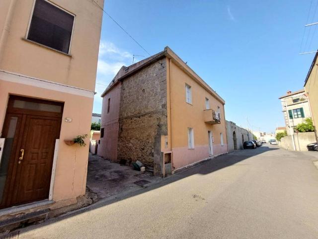 Villa Indipendente in vendita a Barumini, Sardigna/Sardegna