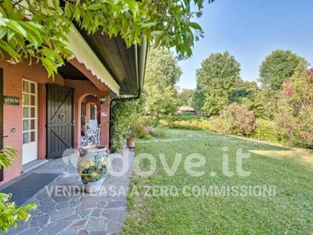 Villa Indipendente in vendita a Barzana, Lombardia