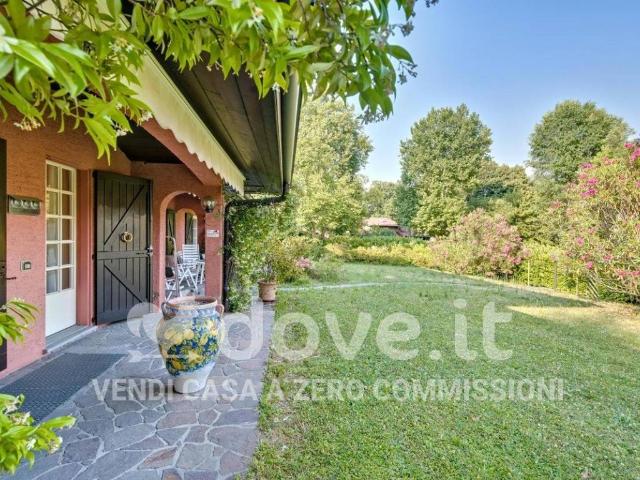 Villa Indipendente in vendita a Barzana, Lombardia