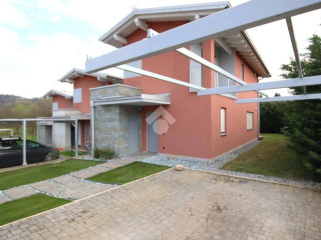 Villa Indipendente in vendita a Dagò, Barzanò