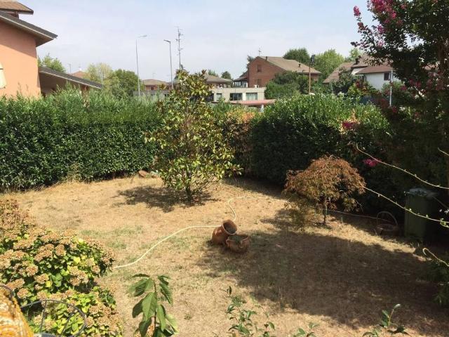 Villa Indipendente in vendita a Basaluzzo, Alessandria