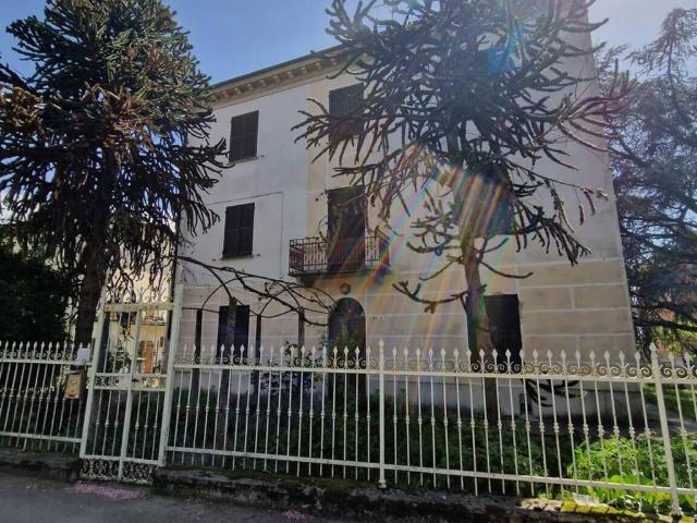 Villa Indipendente in vendita a Piemonte, Alessandria