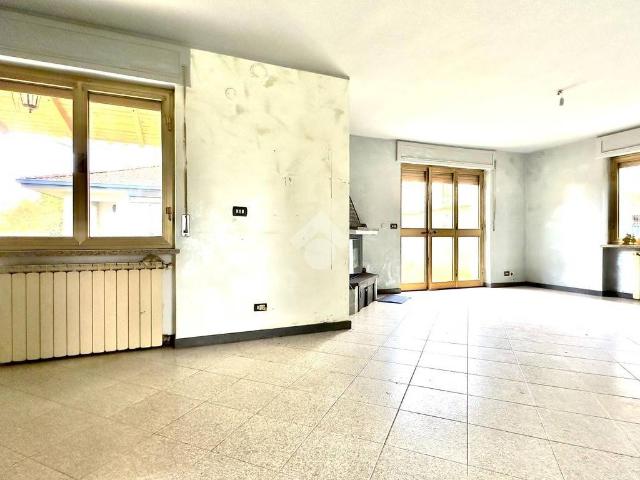Villa Indipendente in vendita a Basaluzzo, Alessandria