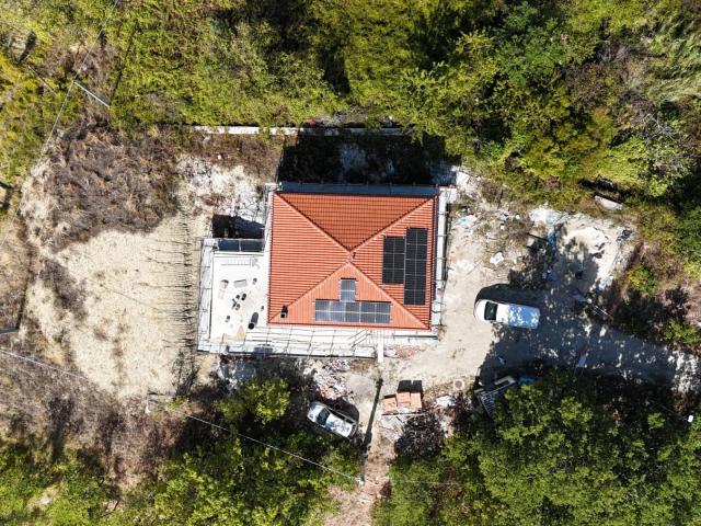 Villa Indipendente in vendita a Basciano, Teramo
