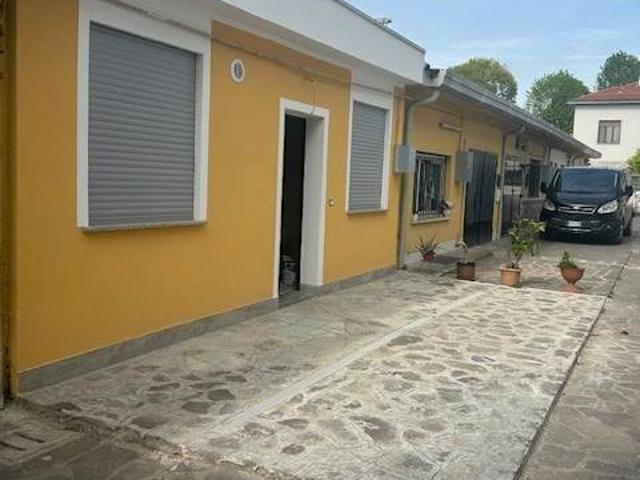 Villa Indipendente in vendita a Unione Comuni Basiano Masate, Basiano