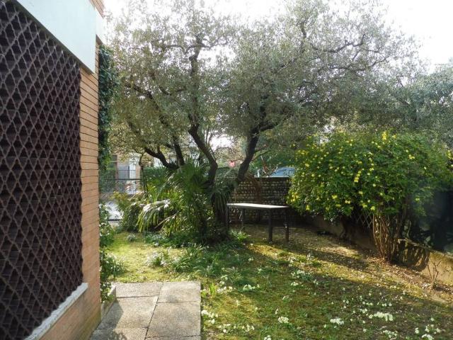 Villa Indipendente in vendita a Pilastroni, Bassano Del Grappa