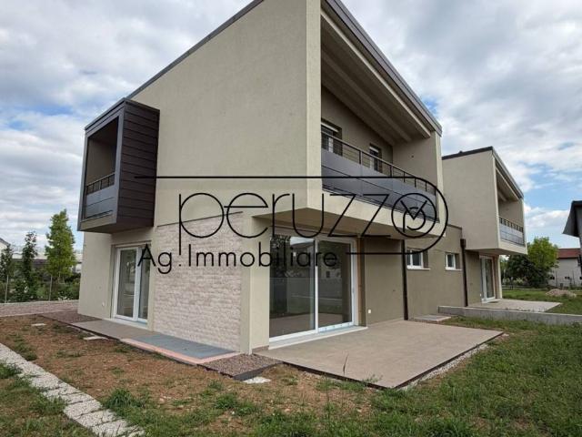 Villa Indipendente in vendita a Bassano Del Grappa, Veneto