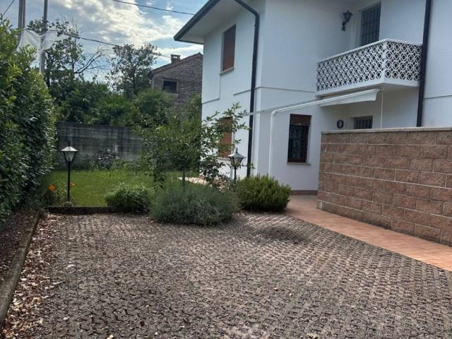 Villa Indipendente in vendita a Casola, Veneto