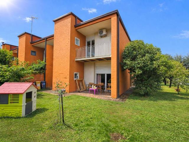 Villa Indipendente in vendita a Casola, Veneto
