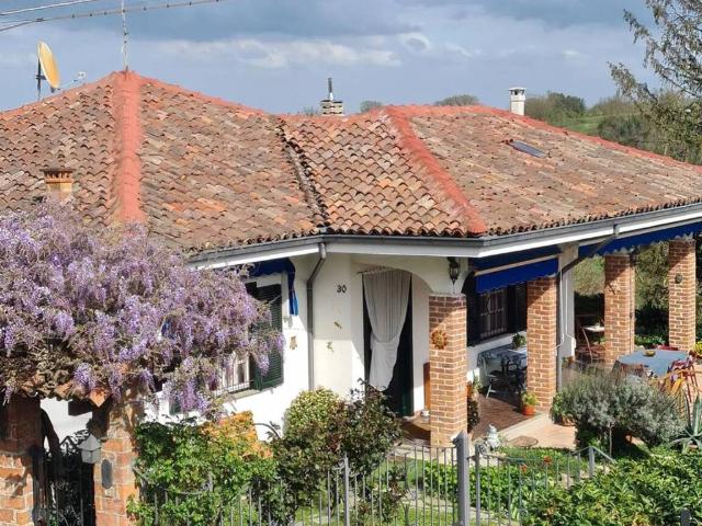 Villa Indipendente in vendita a Piemonte, Alessandria