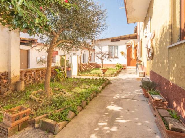 Villa Indipendente in vendita a Piemonte, Alessandria