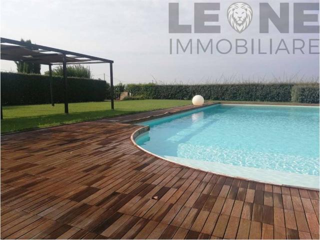 Villa Indipendente in vendita a Unione dei comuni del Sorbara, Bastiglia