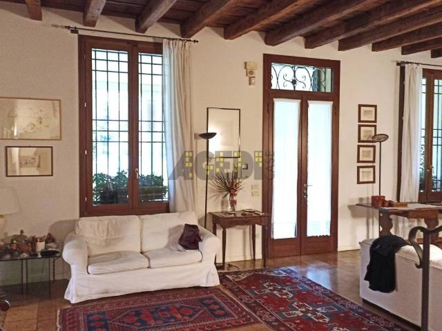Villa Indipendente in vendita a Battaglia Terme, Veneto